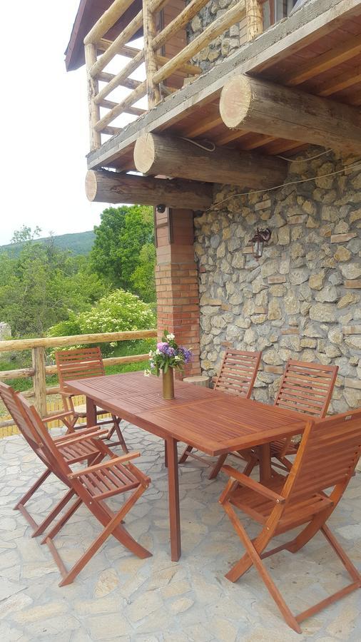 Casa Din Piatra 호텔 Poiana  외부 사진