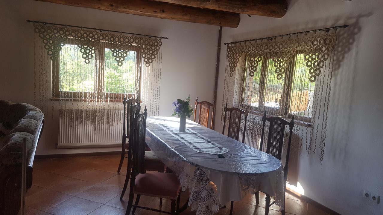Casa Din Piatra 호텔 Poiana  외부 사진