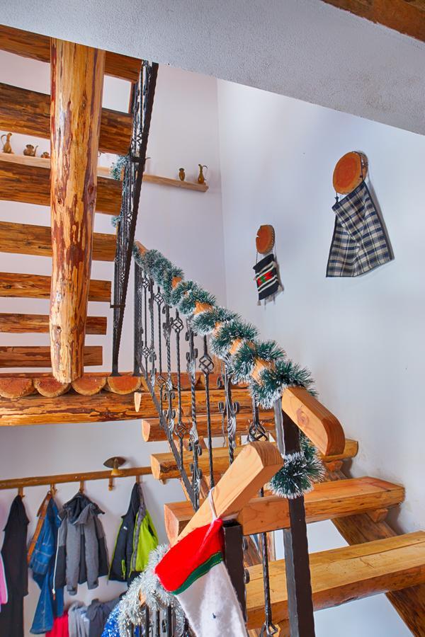 Casa Din Piatra 호텔 Poiana  외부 사진