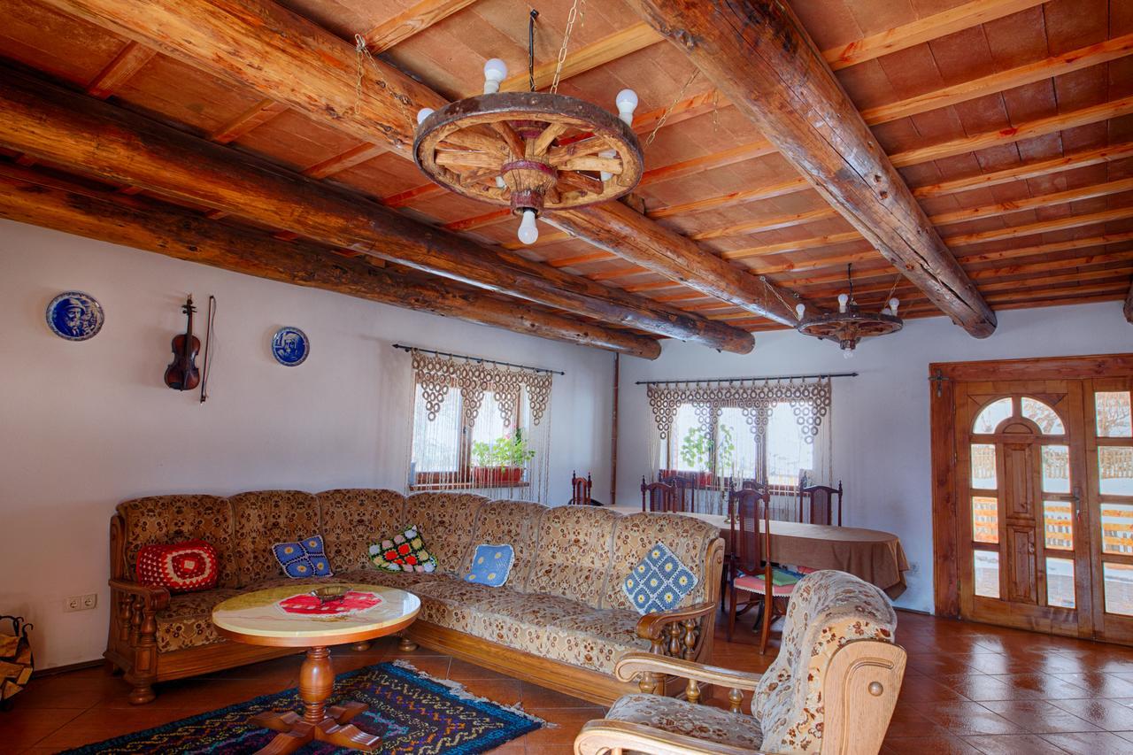 Casa Din Piatra 호텔 Poiana  외부 사진